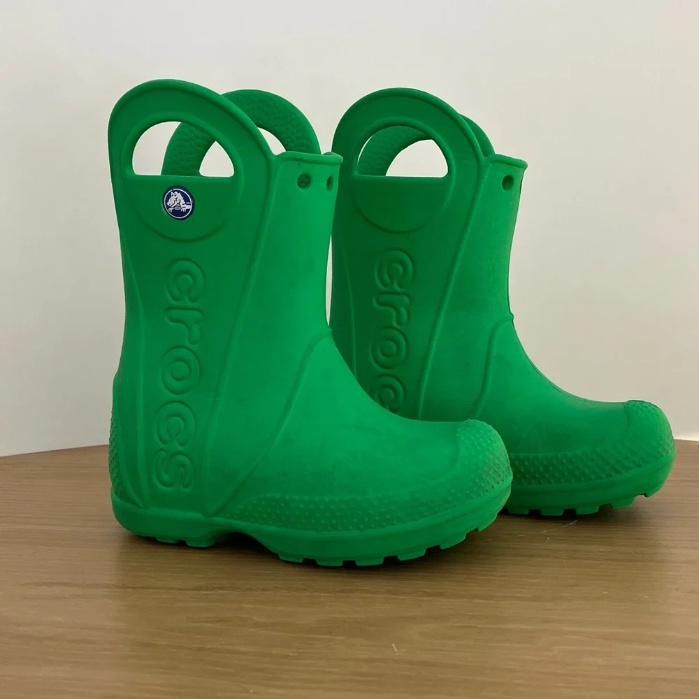 CROCS Rain Boots (size 7)